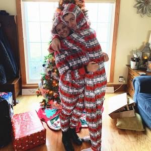 Meet your Posher, Hayley